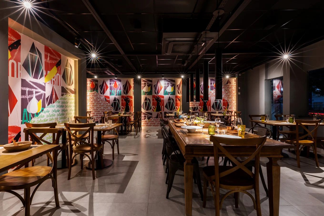 Restaurante Carvão Interior